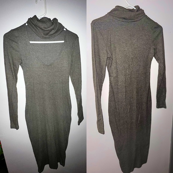 Turtle Neck Dress Long Fit … Can Fit Size S/M &Large Great Amount Of Stretch !! - Picture 1 of 1